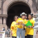 Justice singers entertain Justice singers entertain